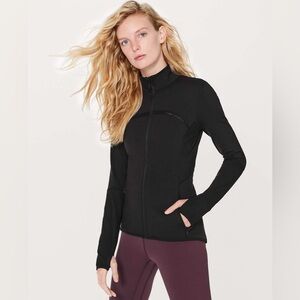 Lululemon Mesh Is More Jacket
Black size 8